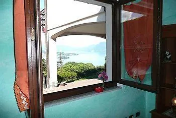 Le Isole Bed & Breakfast 3*
