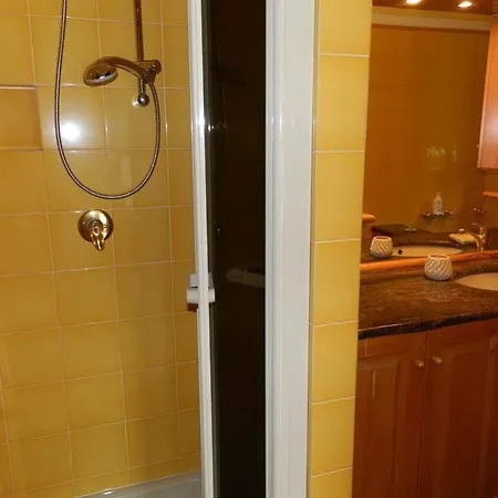 Le Isole Bed & Breakfast Baveno